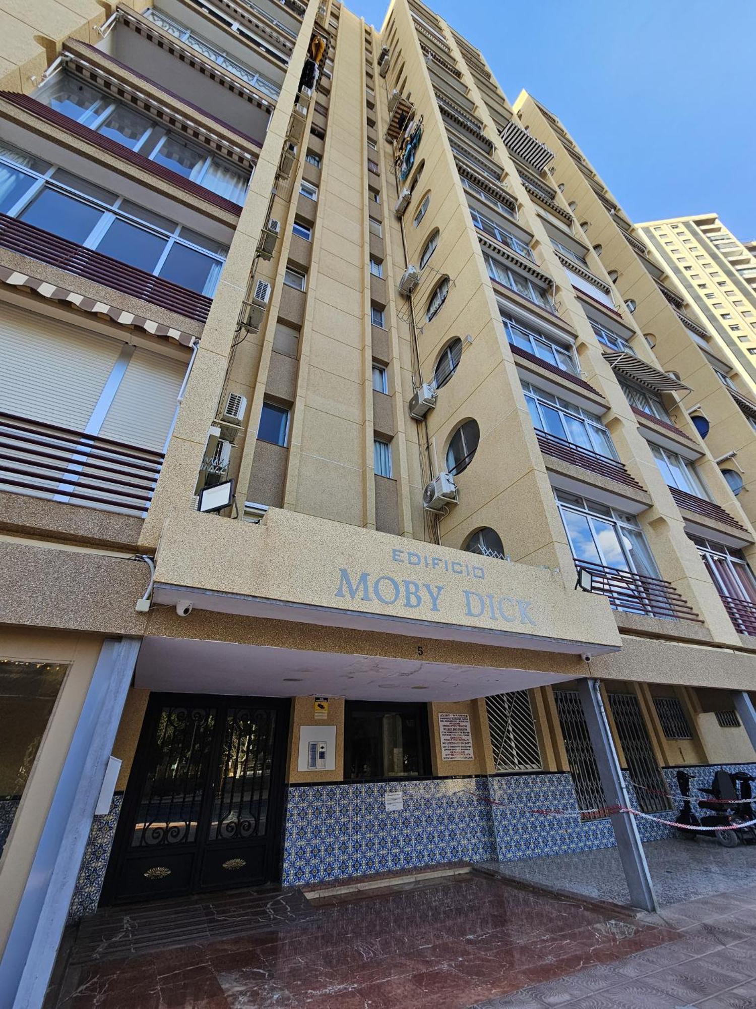 Apartamento Moby Dick If เบนิดอร์ม ภายนอก รูปภาพ